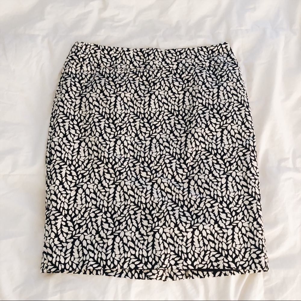 Loft Black and White Pencil Skirt